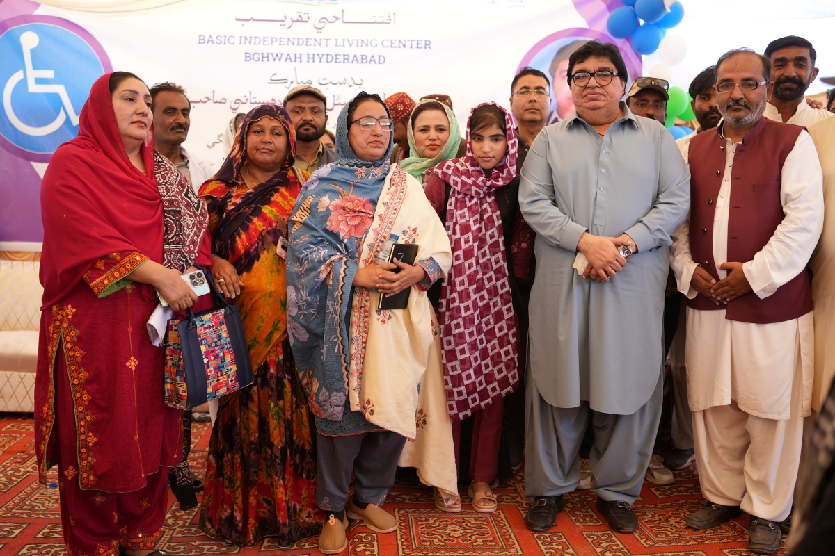 Community structures