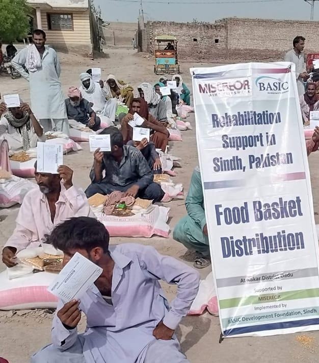 Community structures