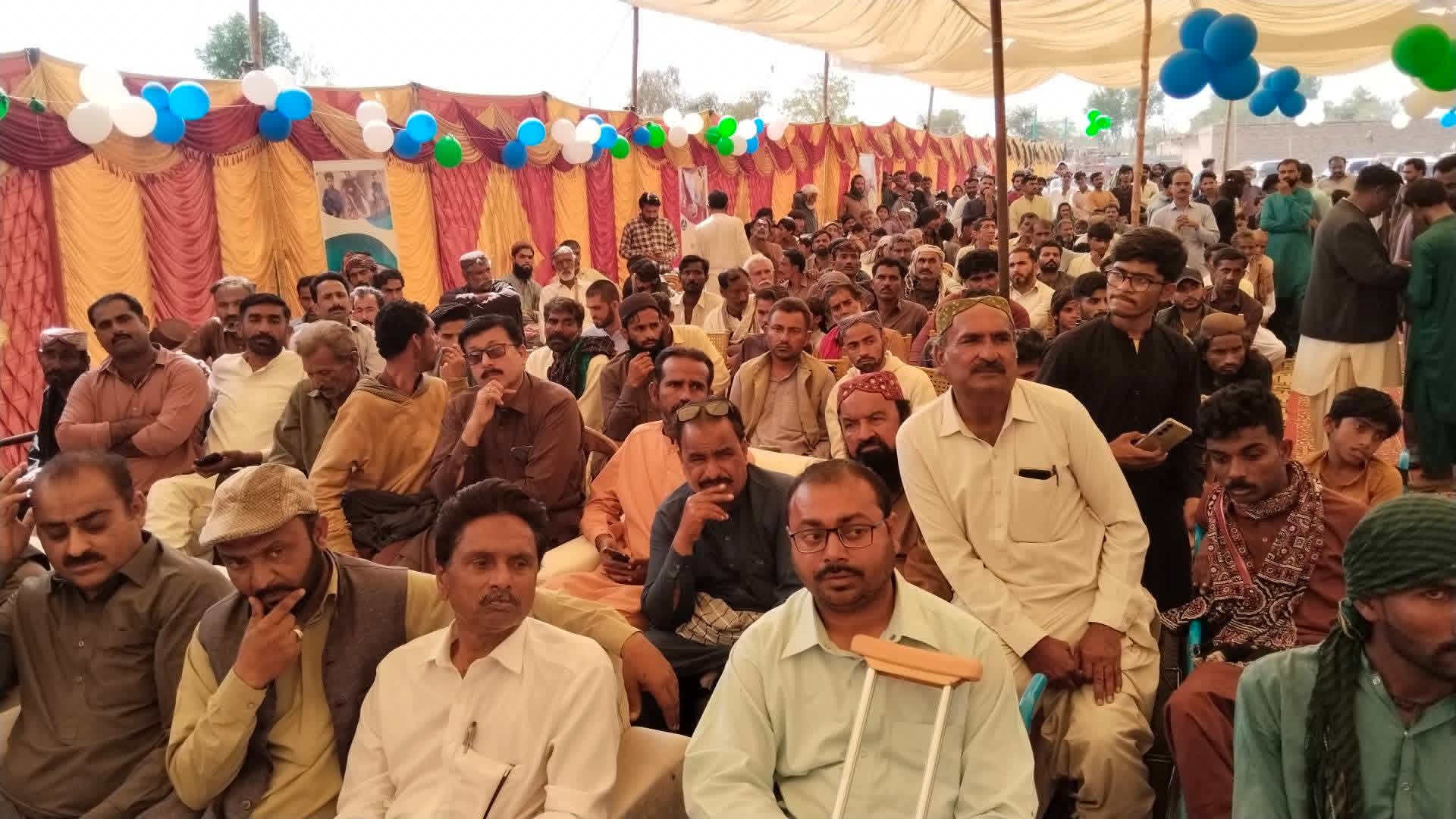 Community structures